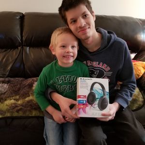 Meet your Posher, April